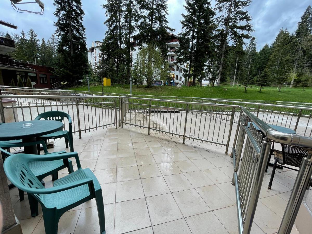בורובץ Persey Flora Apartments מראה חיצוני תמונה
